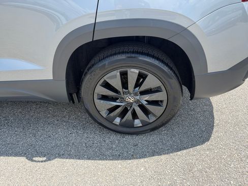 Certified 2023 Volkswagen Taos S FWD image 22