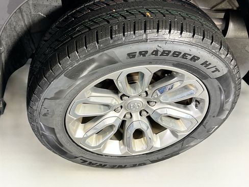 Used 2022 RAM 1500 Laramie w/ Sport Appearance Package AWD/4WD image 29