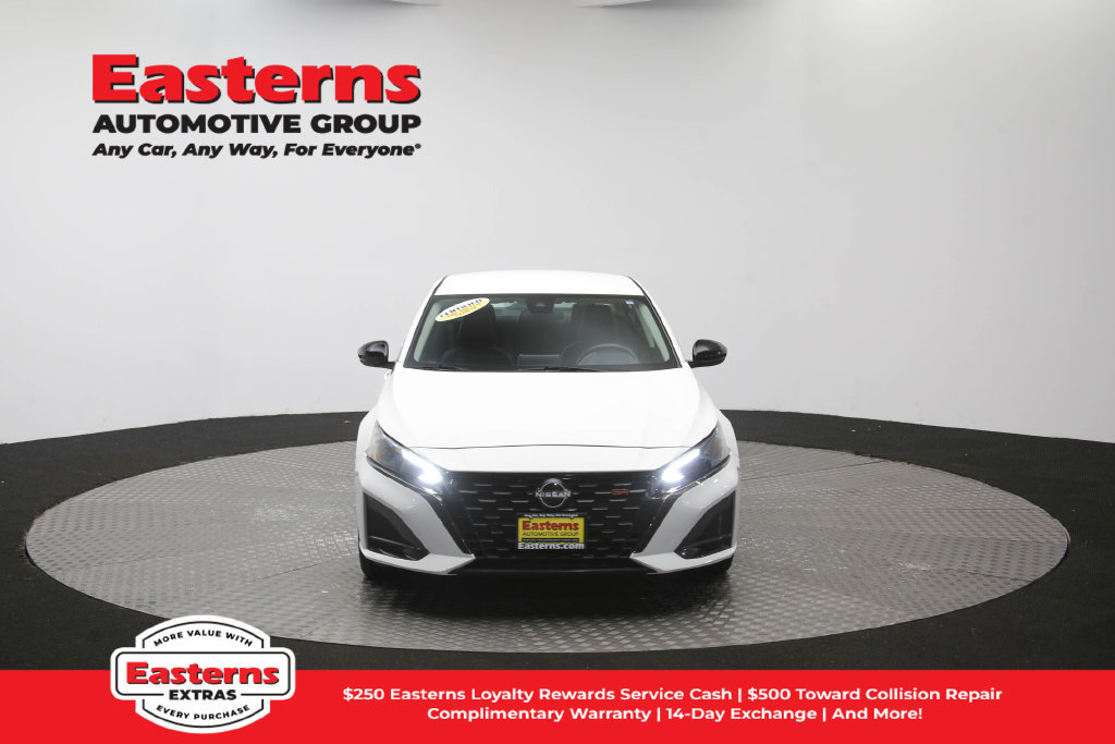 Used 2024 Nissan Altima 2.5 SR FWD image 49