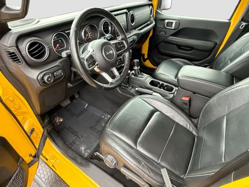 Used 2019 Jeep Wrangler Unlimited Sahara w/ Dual Top Group image 24