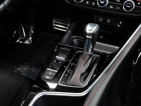 Certified 2025 Acura ADX A-Spec image 17