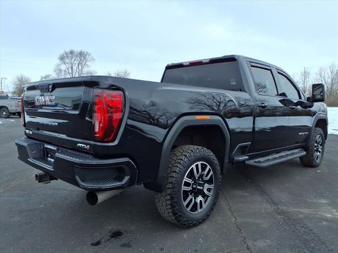 Used 2023 GMC Sierra 2500 AT4 image 9