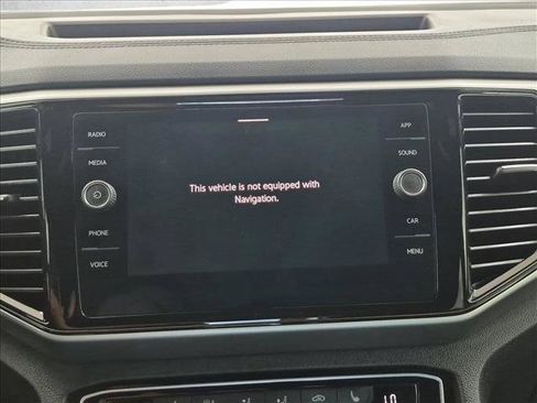 Used 2023 Volkswagen Atlas Cross Sport SE w/ Panoramic Sunroof Package FWD image 14