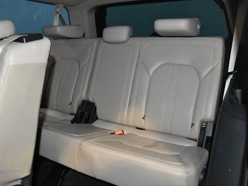 Used 2024 Ford Expedition Max Limited image 24