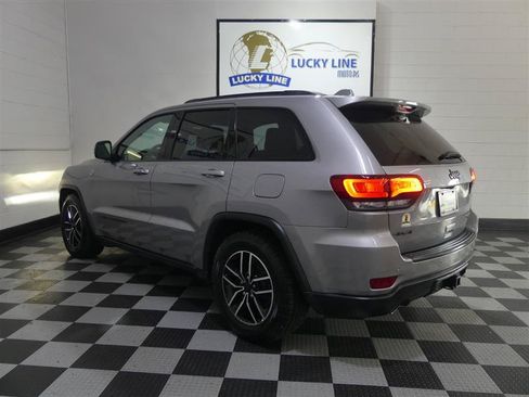 Used 2019 Jeep Grand Cherokee Trailhawk w/ Trailhawk Luxury Group AWD/4WD image 11