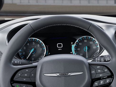 New 2026 Chrysler Pacifica Select AWD/4WD image 17