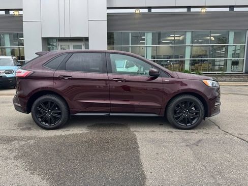 Certified 2024 Ford Edge ST-Line AWD/4WD image 32