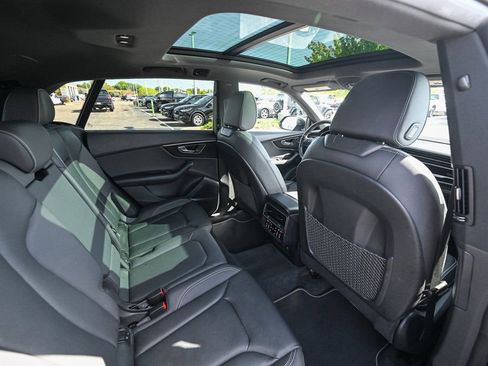 Used 2022 Audi Q8 Premium Plus image 27