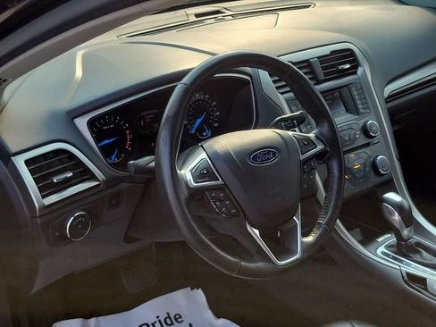 Used 2013 Ford Fusion SE FWD image 19