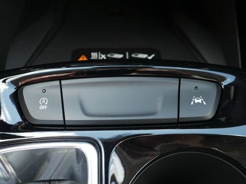 New 2026 Chevrolet Trax LT w/ Sunroof Package FWD image 26