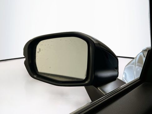 Used 2025 Honda CR-V Sport image 16