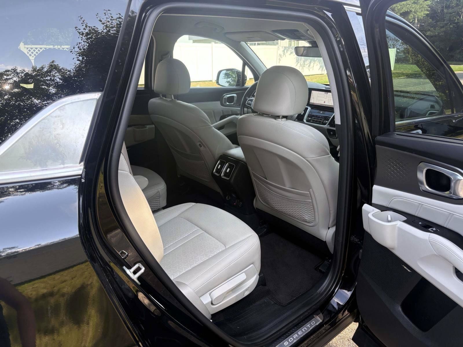 Certified 2023 Kia Sorento SX Prestige AWD/4WD image 24