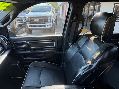 Used 2024 RAM 2500 Laramie w/ Night Edition image 11