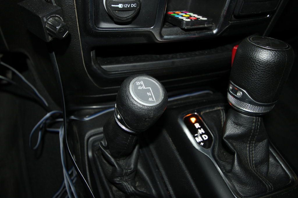 Used 2022 Jeep Wrangler Unlimited Sport AWD/4WD image 16