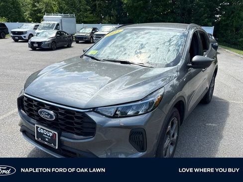Used 2025 Ford Escape ST-Line AWD/4WD image 1