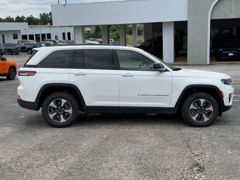 Used 2024 Jeep Grand Cherokee Limited 4xe AWD/4WD image 2