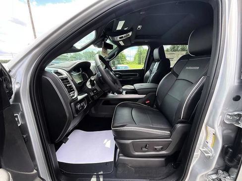 New 2026 RAM 3500 Laramie AWD/4WD image 14