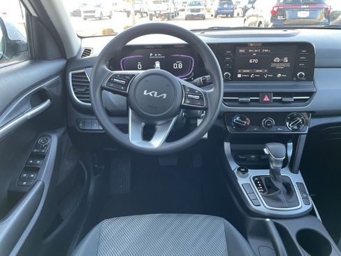 New 2026 Kia Seltos LX image 12