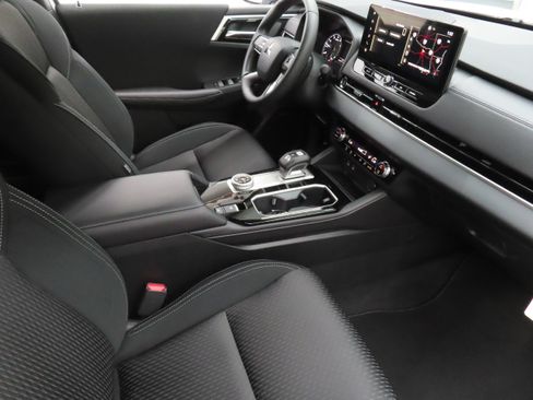 New 2026 Mitsubishi Outlander ES AWD/4WD image 25