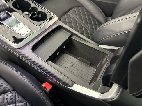 Used 2025 Audi SQ7 Premium Plus AWD/4WD image 17