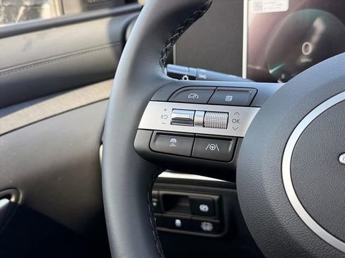 New 2026 Hyundai Tucson SEL image 17