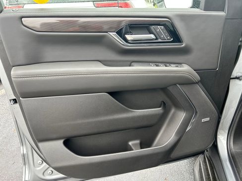 New 2026 GMC Yukon Elevation w/ LPO, Floor Liner Package AWD/4WD image 12