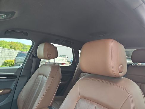 Used 2019 Audi Q5 2.0T Premium w/ Convenience Package AWD/4WD image 15