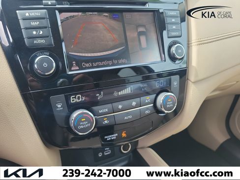 Used 2020 Nissan Rogue SL w/ Premium Package FWD image 31