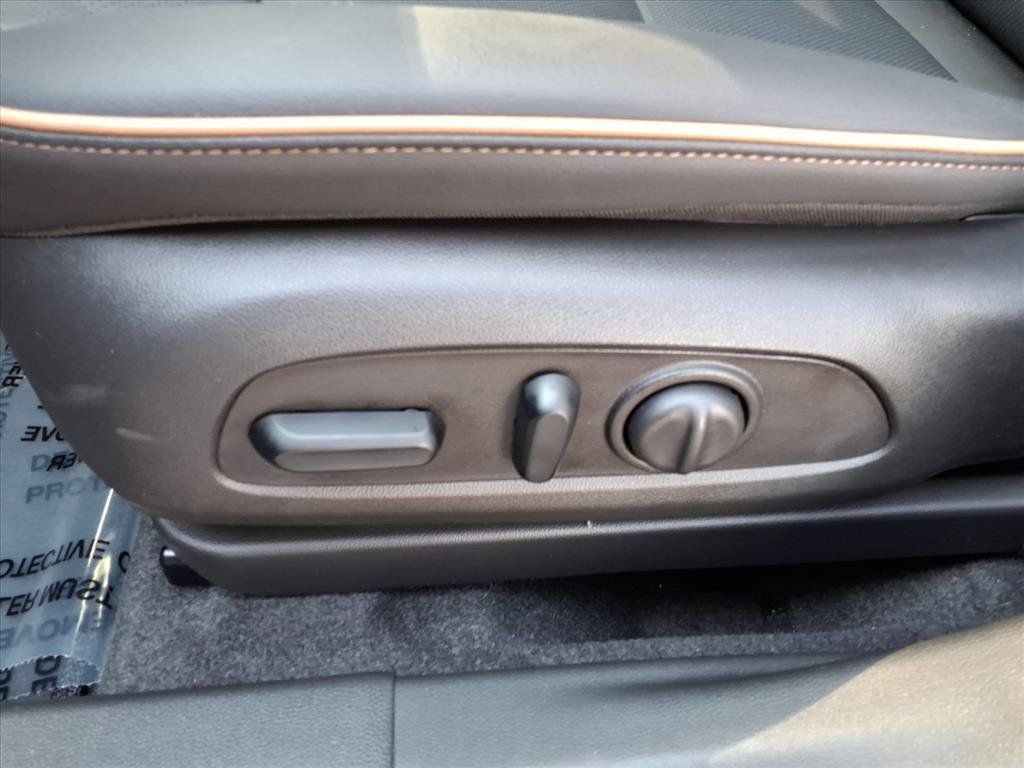 Used 2026 Buick Envista Preferred FWD image 24