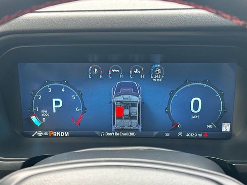 Used 2025 Ford F150 Raptor AWD/4WD image 31