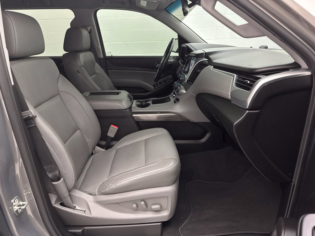 Used 2019 Chevrolet Suburban LT w/ LT Signature Package AWD/4WD image 58