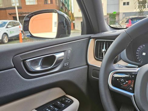 New 2026 Volvo XC60 B5 Plus w/ Protection Package Premier image 26