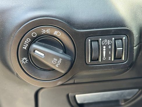 Used 2019 Maserati Ghibli RWD image 24