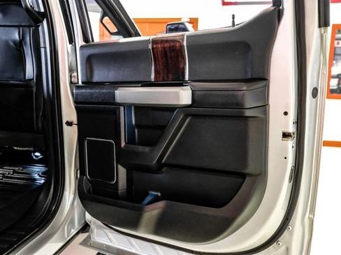 Used 2017 Ford F250 Platinum w/ Platinum Ultimate Package image 47