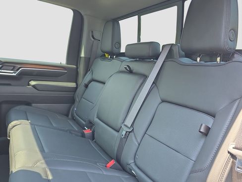 Used 2024 GMC Sierra 3500 Denali w/ Denali Reserve Package AWD/4WD image 12