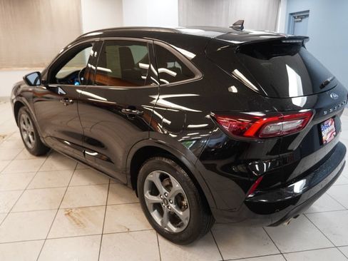 Used 2023 Ford Escape ST-Line Select w/ Tech Pack #1 AWD/4WD image 9