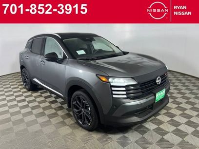 New 2025 Nissan Kicks SR