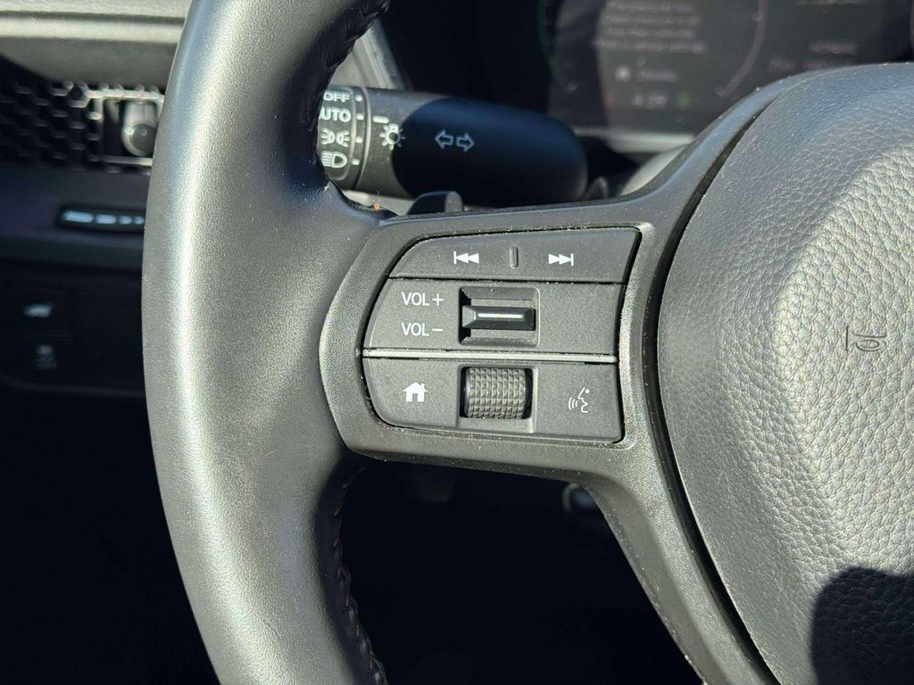 Used 2024 Honda CR-V Sport-L image 25