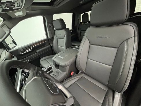 New 2026 GMC Sierra 2500 Denali w/ Denali Reserve Package image 25