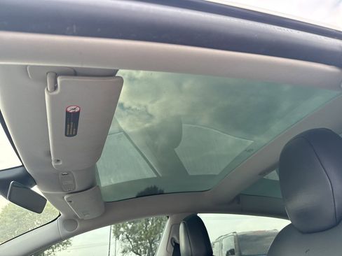 Used 2019 Tesla Model 3 Mid Range image 19