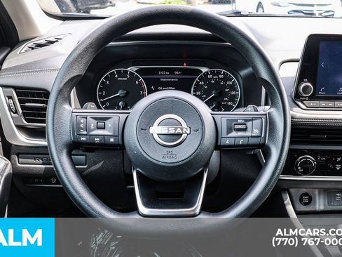 Used 2024 Nissan Rogue S FWD image 31