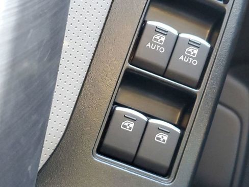 Used 2018 Subaru Forester 2.5i Limited image 33