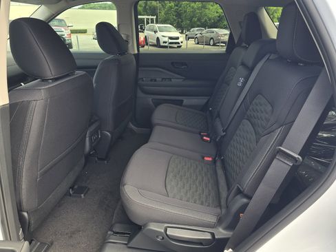 New 2026 Nissan Pathfinder SV AWD/4WD image 11