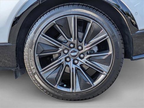 Used 2025 Cadillac Lyriq Sport w/ LPO, Floor Liner Package image 29