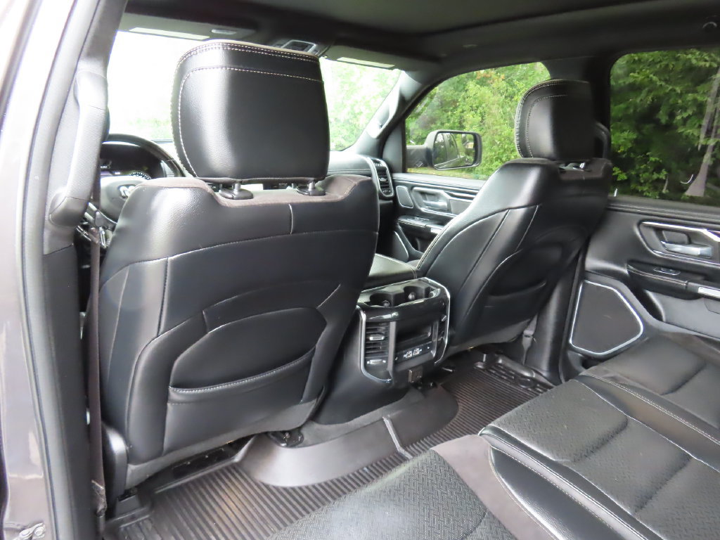 Used 2021 RAM 1500 Laramie AWD/4WD image 30