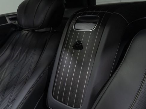 Used 2025 Mercedes-Benz Maybach GLS 600 4MATIC image 73
