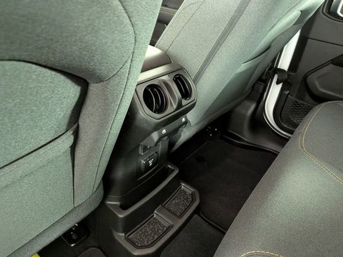 Certified 2025 Jeep Wrangler Unlimited Sahara image 30