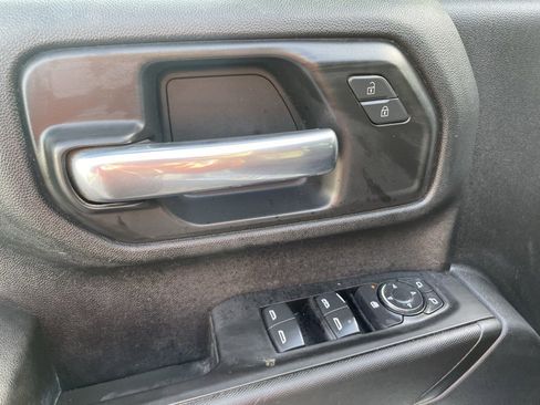 Used 2021 GMC Sierra 2500 4x4 Crew Cab w/ Convenience Package image 11