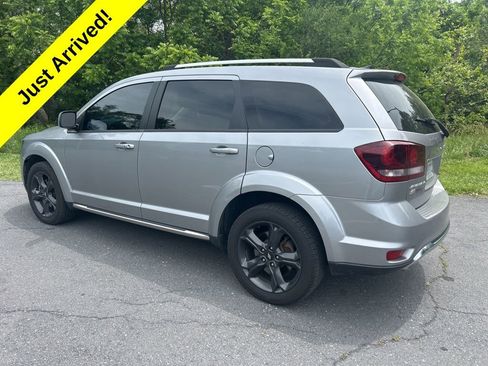 Used 2018 Dodge Journey Crossroad AWD/4WD image 5