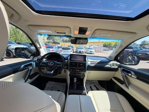 Used 2023 Lexus GX 460 Premium w/ Premium Package AWD/4WD image 24